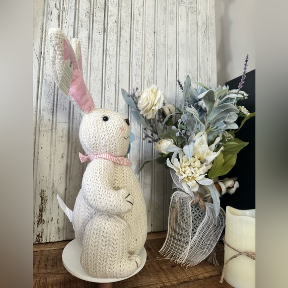 Cotton & Co. Wool Bunny with Flowers - Picture 5 of 9